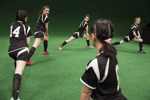 The cast of THE WOLVES. Photo by Julieta Cervantes.